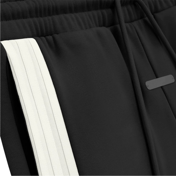 Fear of God Athletics Fleece Sweatpant in black